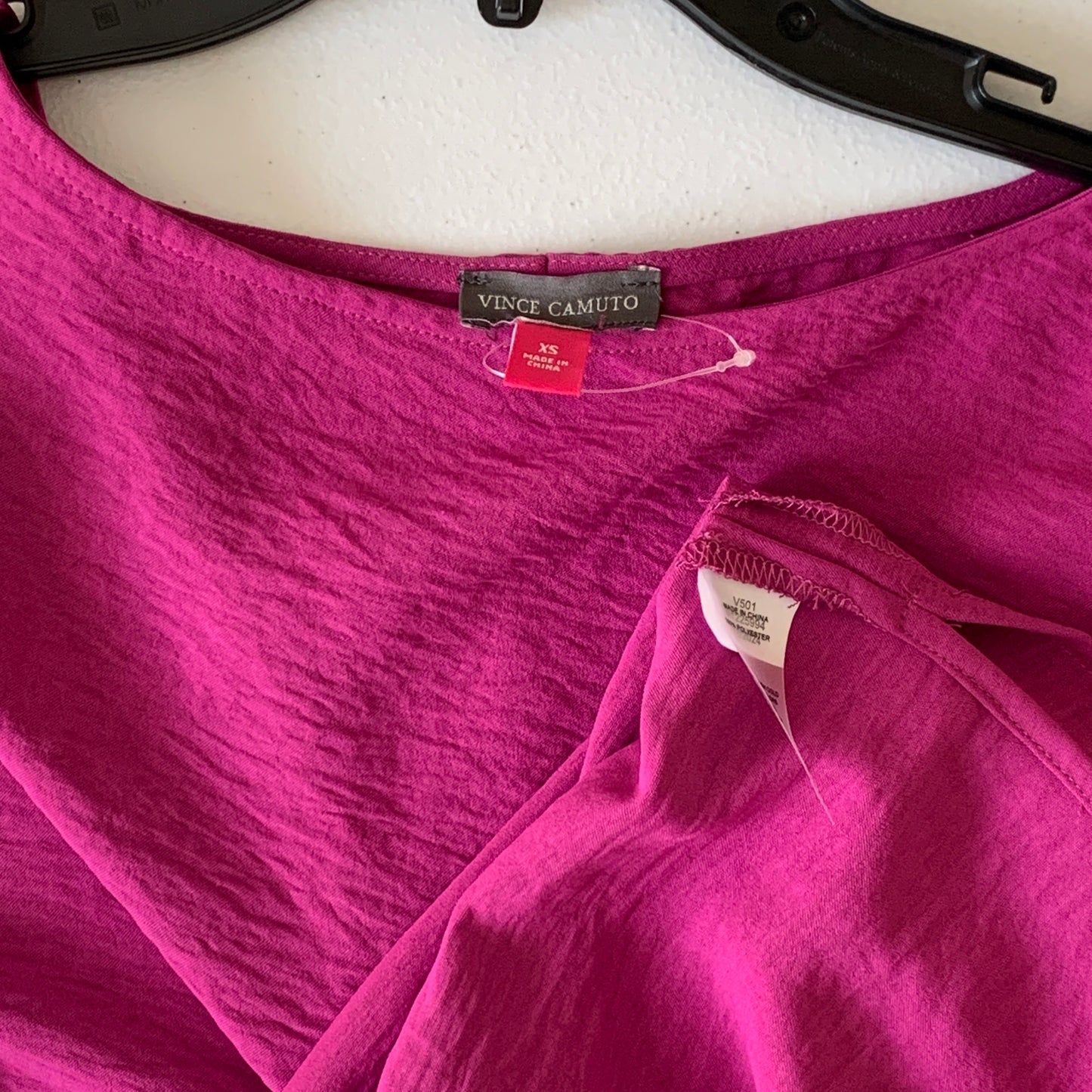 Vince Camuto Women’s NWOT berry short sleeve dress size XS