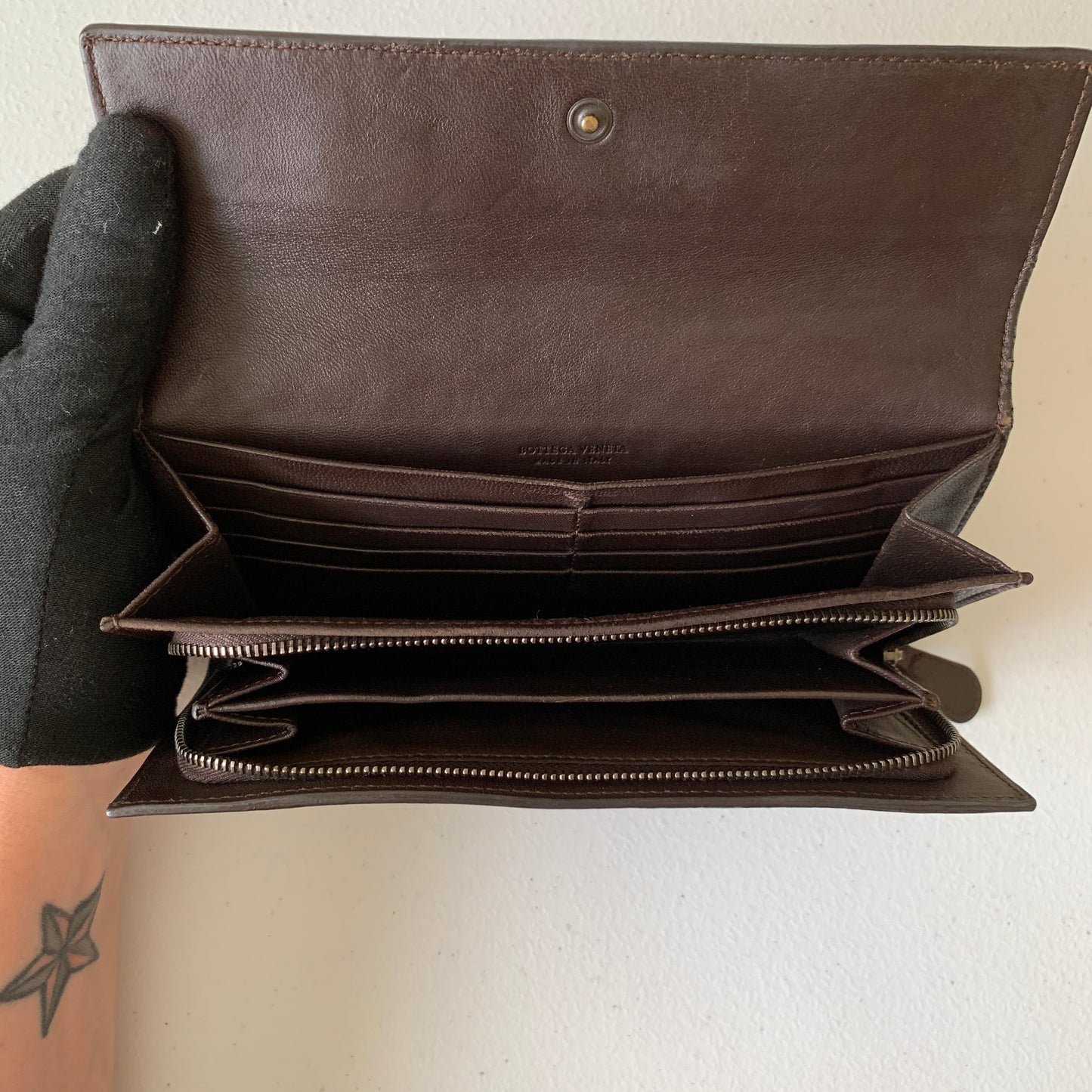 Bottega Veneta intrecciata brown leather long wallet authentic with COA 3.75 x7