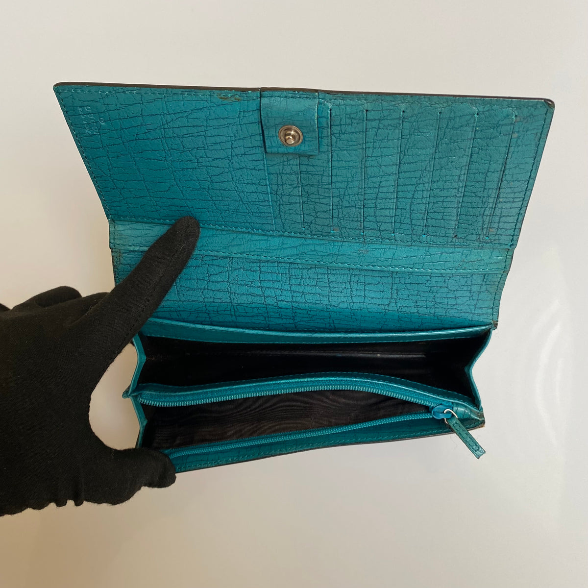 Gucci monogram long wallet authentic with COA 7x3.8