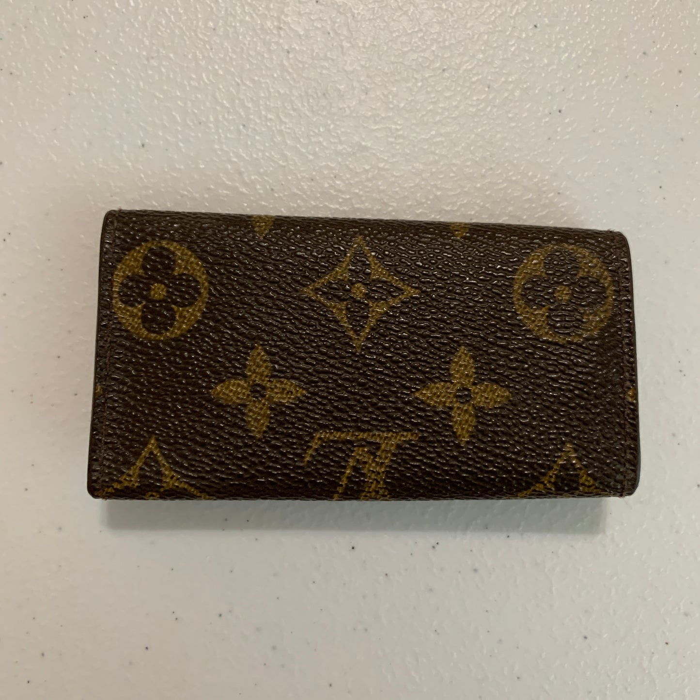 Louis Vuitton monogram Keyholder Ra1928 authentic with COA
