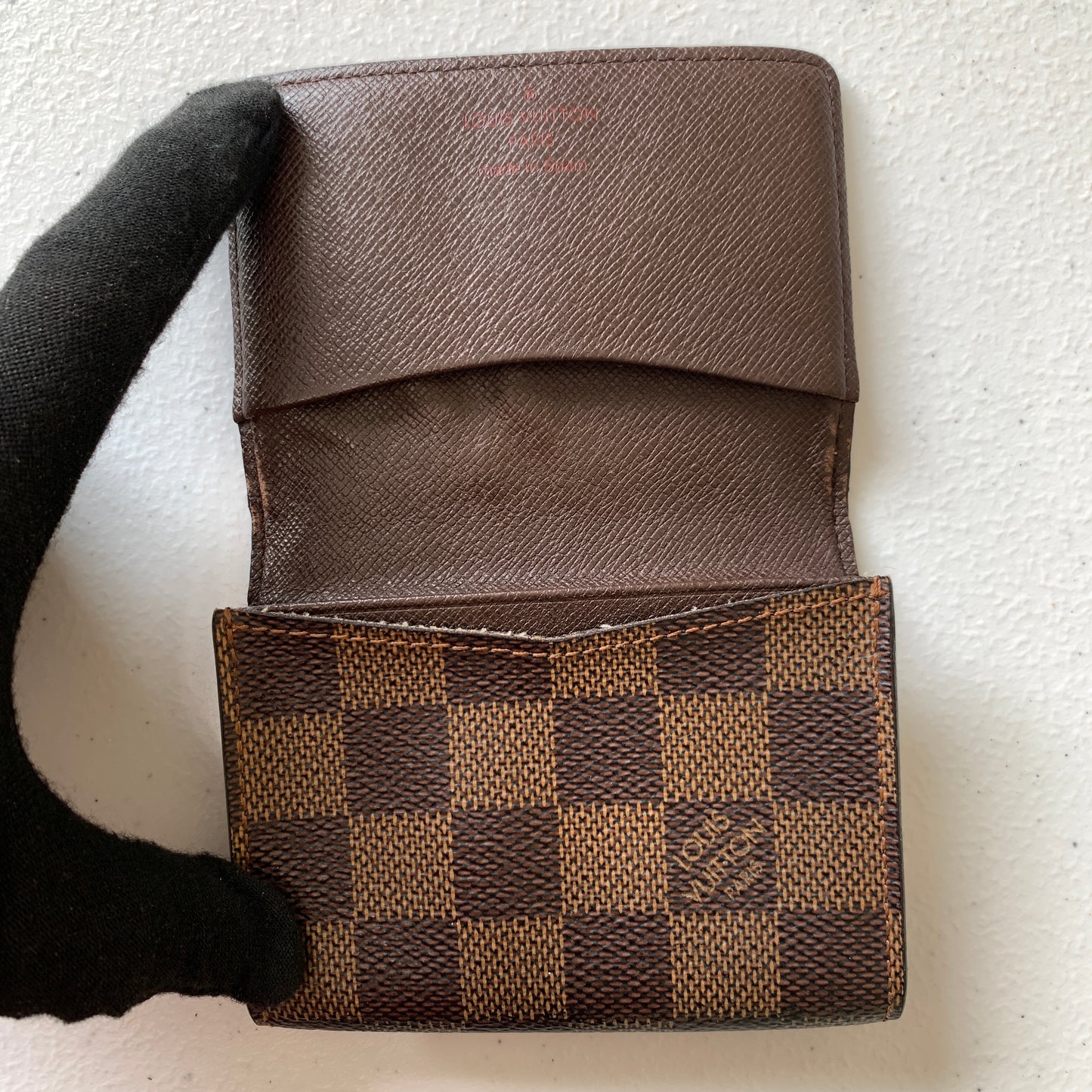 Louis Vuitton damier card holder CA1015 Authentic with COA