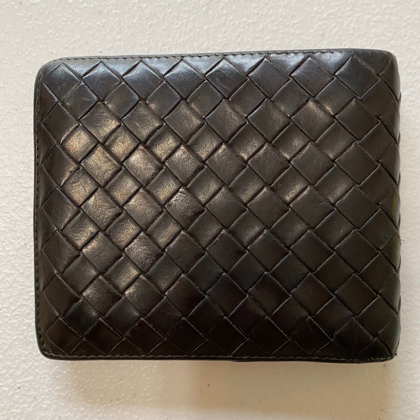 BOTTEGA VENETA intrecciato men’s bifold dark brown leather wallet Authentic with coa 4.4x3.8