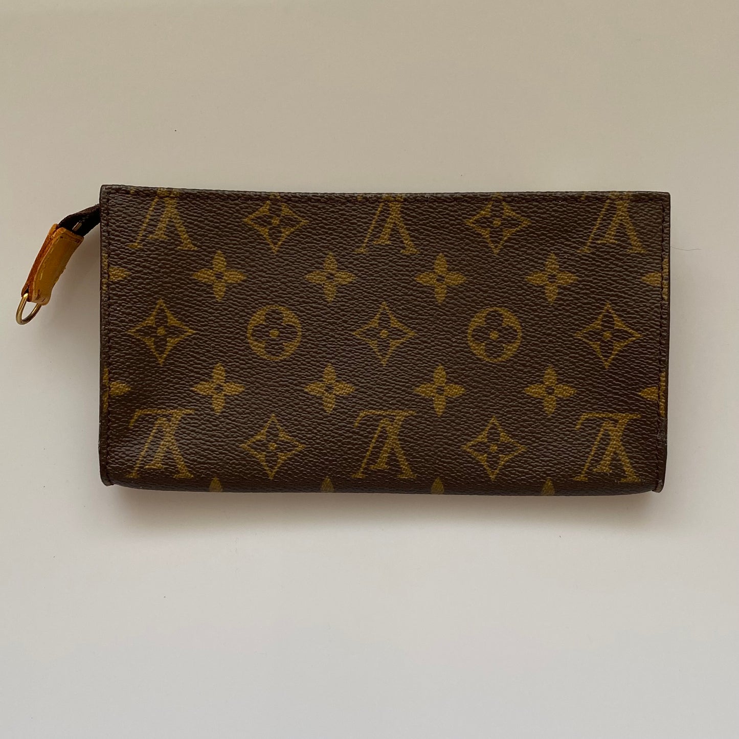 Louis Vuitton monogram accessory pouch VI1907 authentic with coa