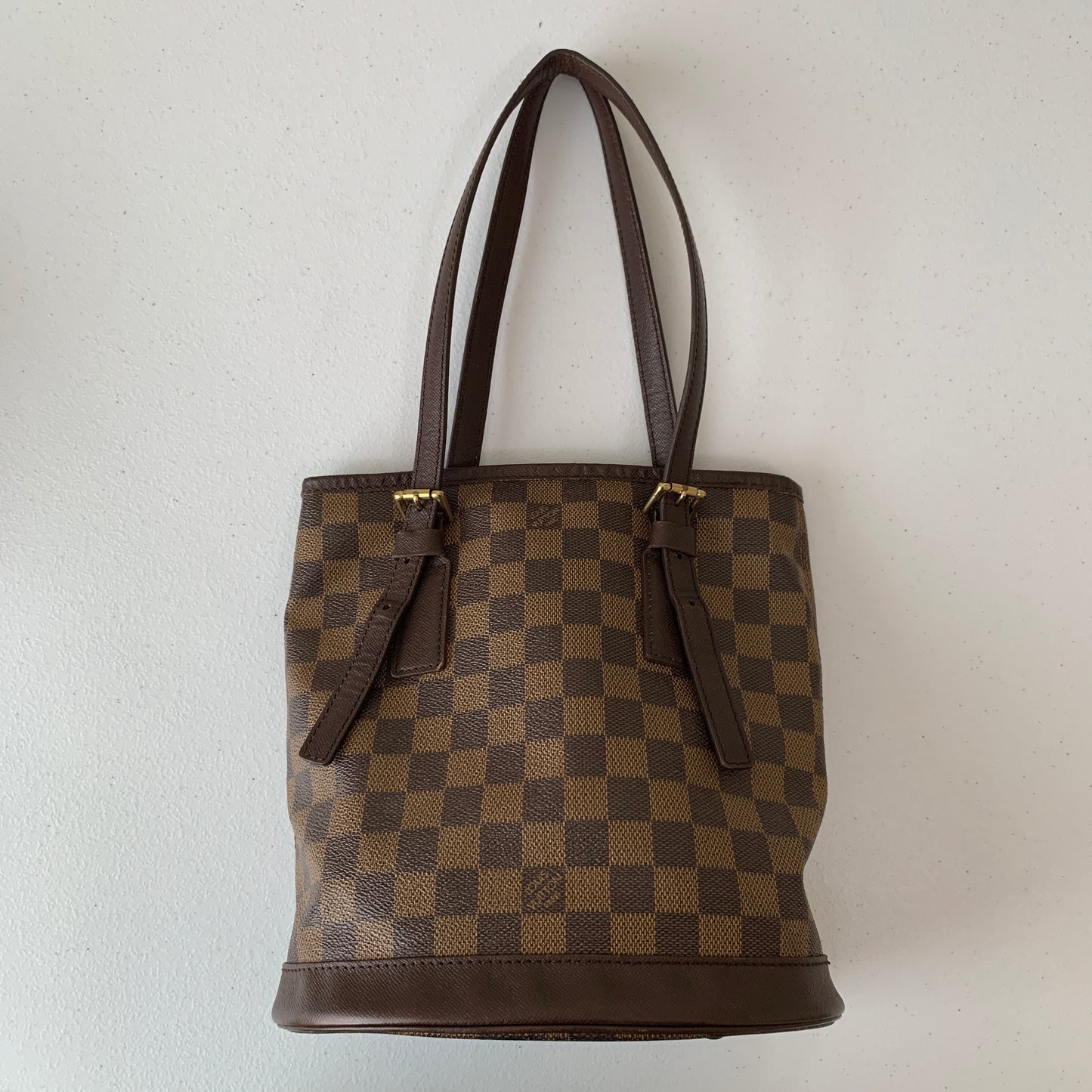 Louis Vuitton Damier Ebene Ar0928 bucket bag PM authentic with COA