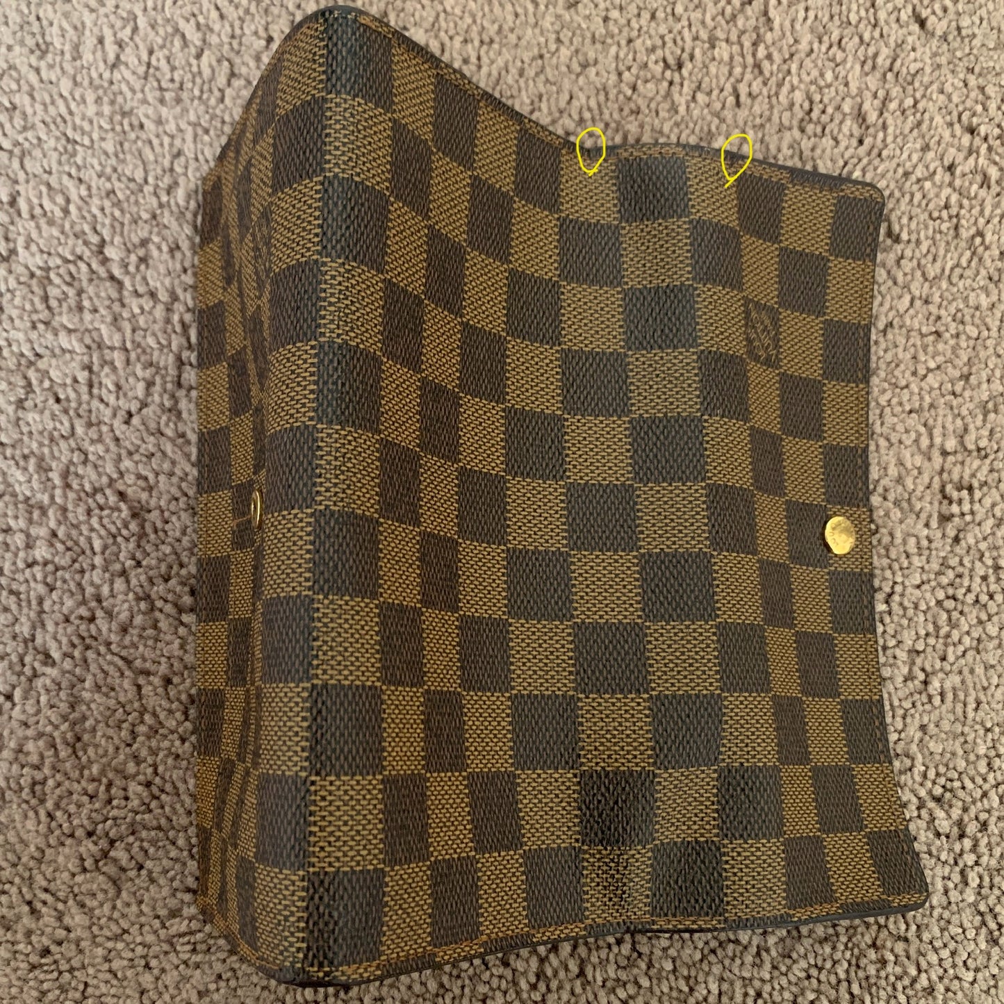 Authentic Louis Vuitton women’s damier Sarah long wallet