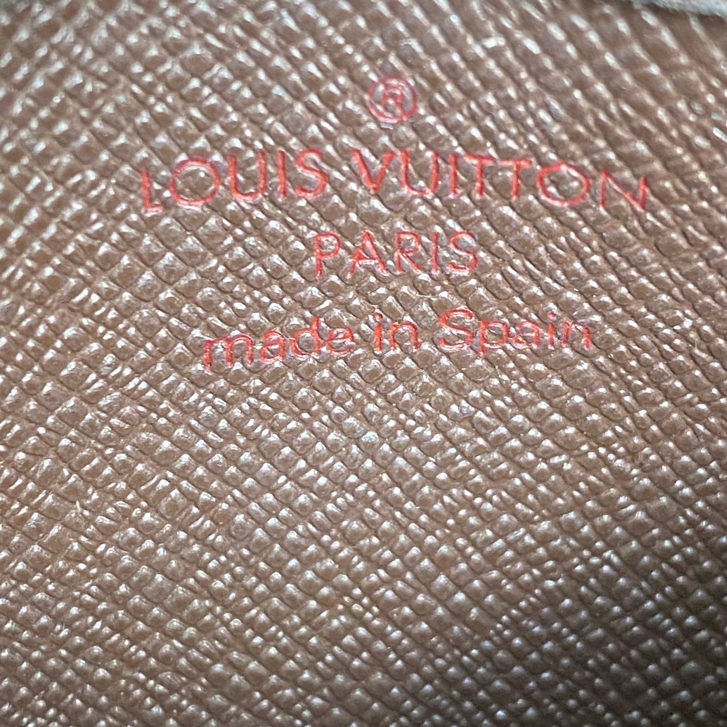 Louis Vuitton damier key pouch case CA0098 Authentic with COA