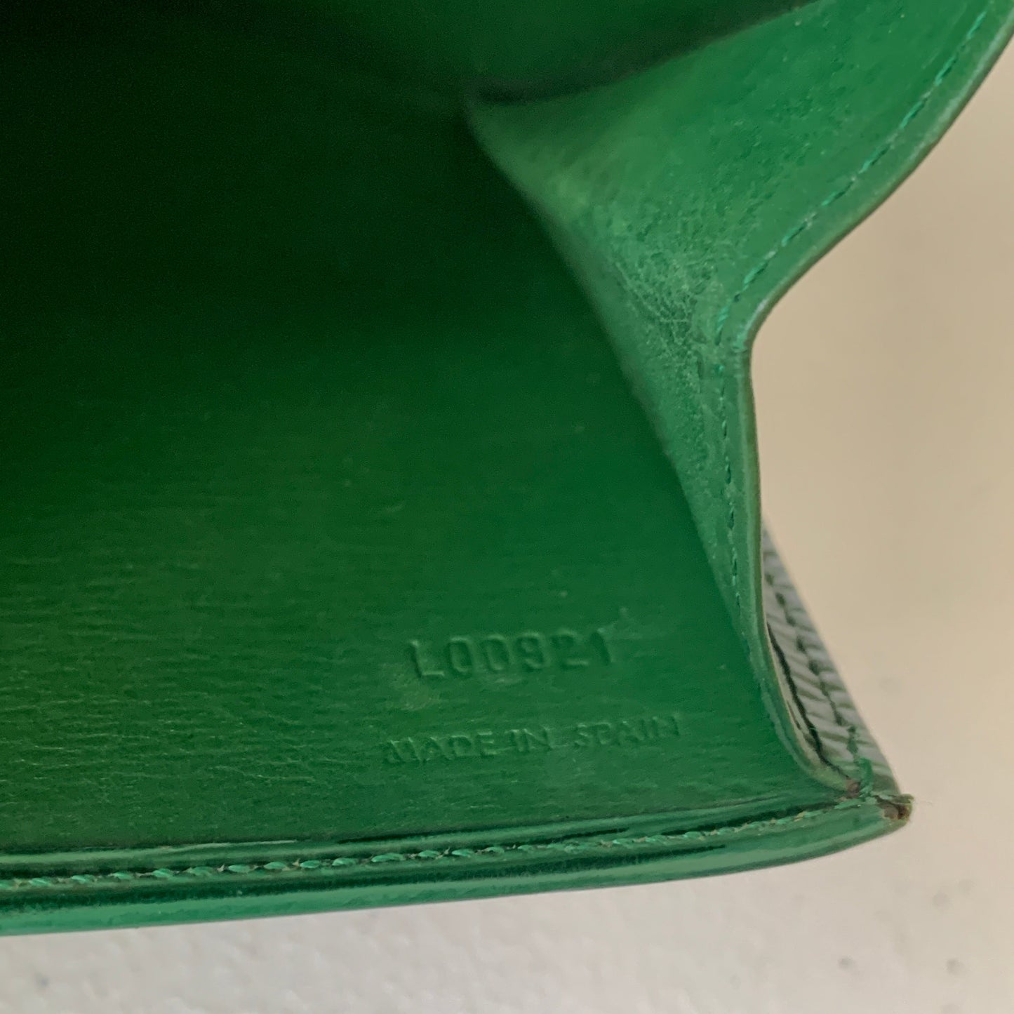 Louis Vuitton green Epi leather long wallet LO0921 Authentic with COA