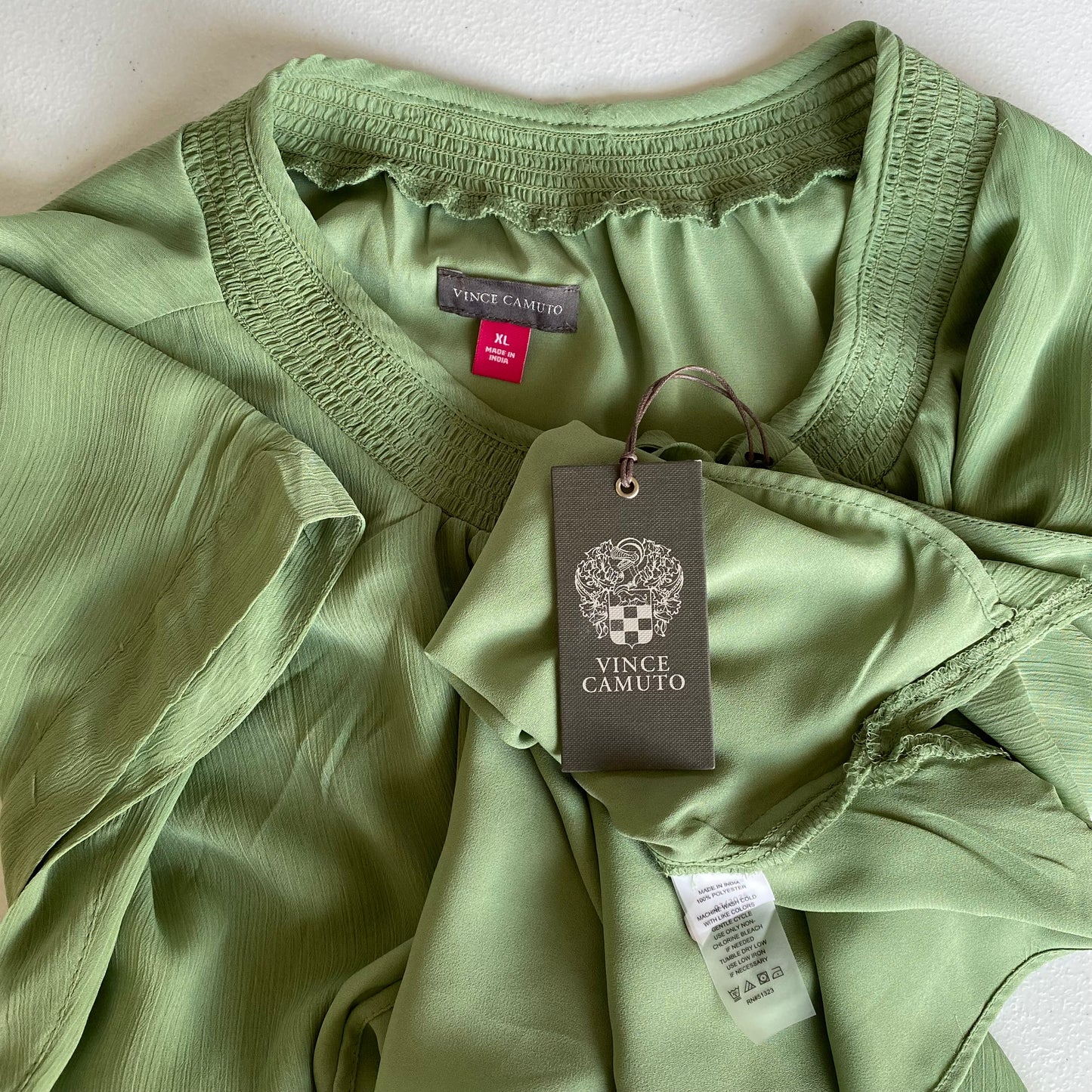 Vince Camuto Womens NWT blouse size XL