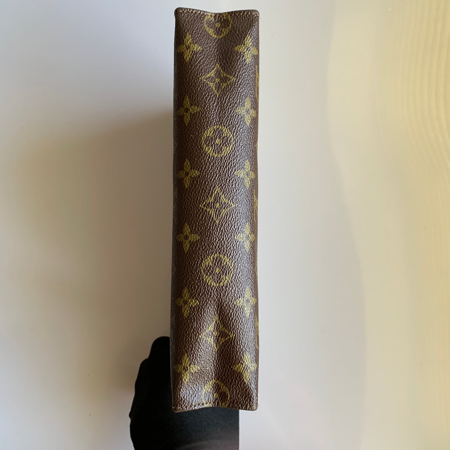 Louis Vuitton monogram large toiletry pouch 26 Authentic with COA 841