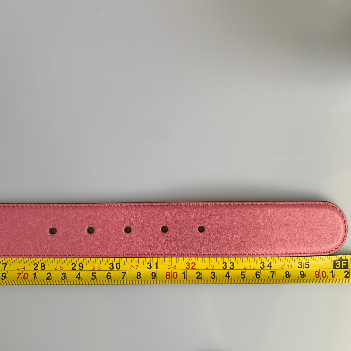 Gucci pink Leather Belt authentic with COA size 80 cm 32”