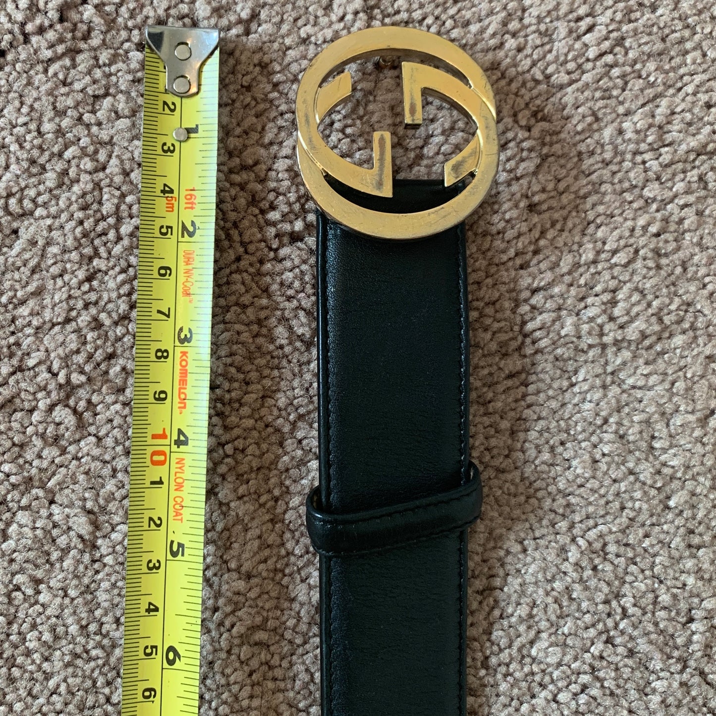 Authentic Gucci unisex black leather belt with gold buckle