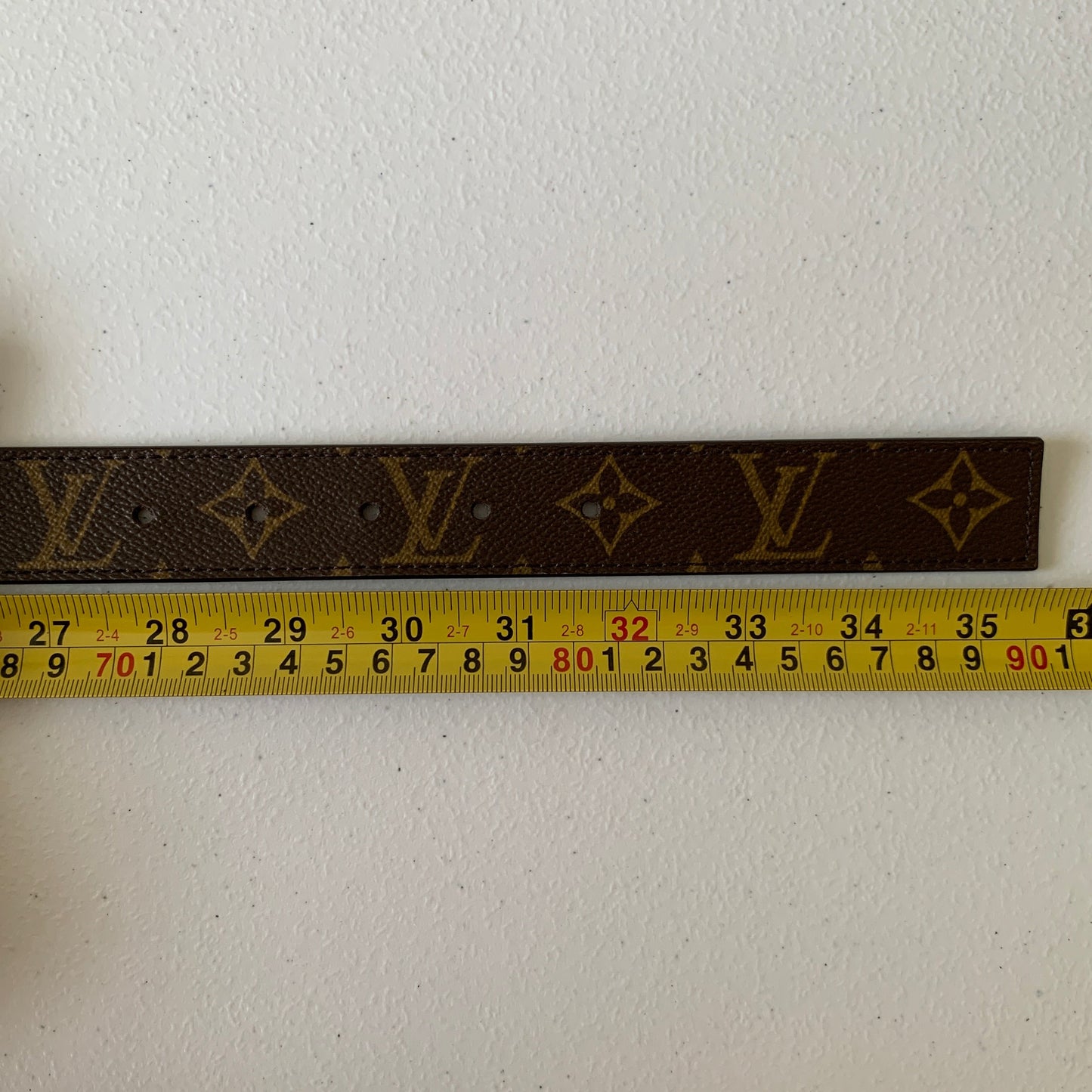 Louis Vuitton reversible Belt 75cm 30 inch authentic with COA and box