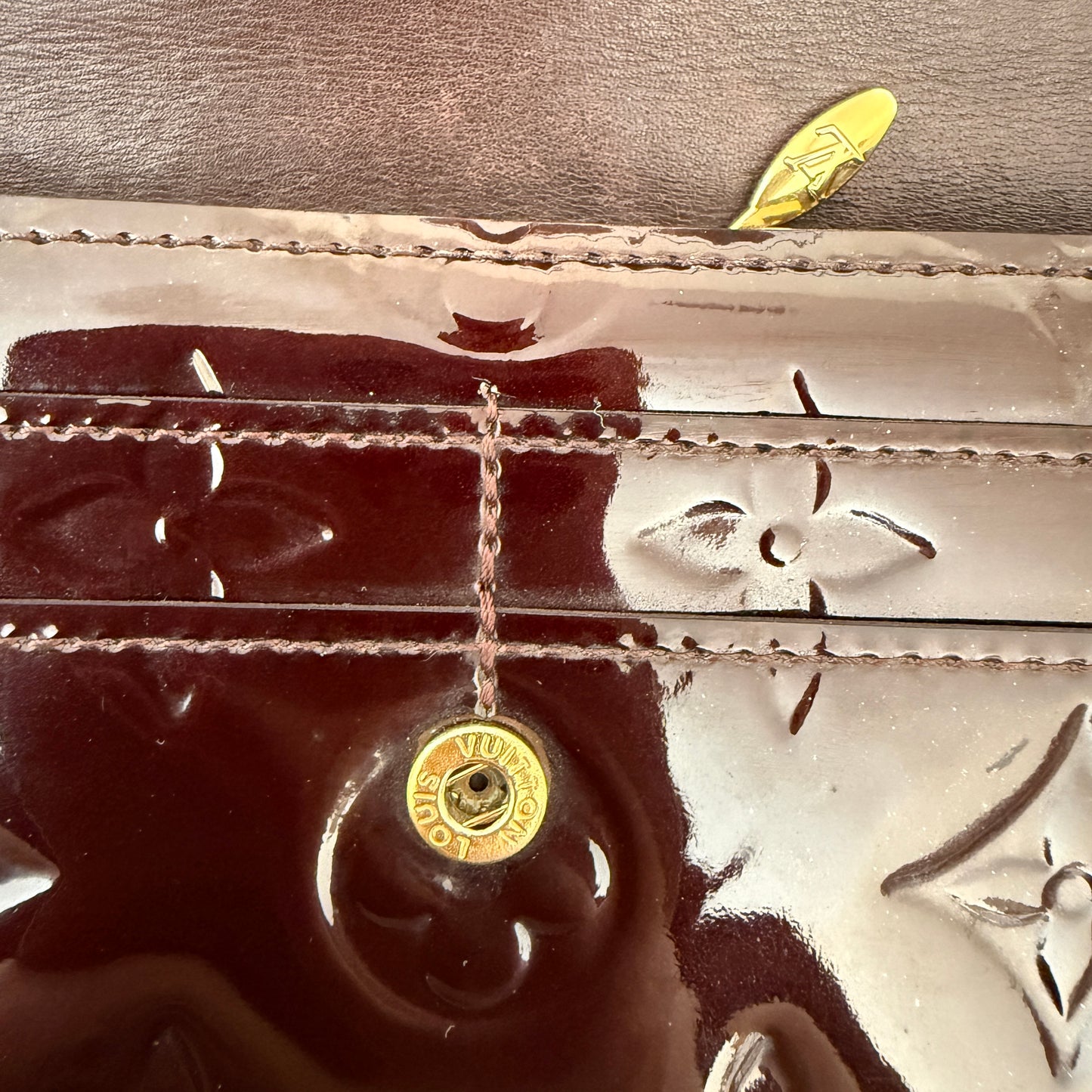 Louis Vuitton monogram Vernis patent leather amarante long wallet authentic with COA TN1141