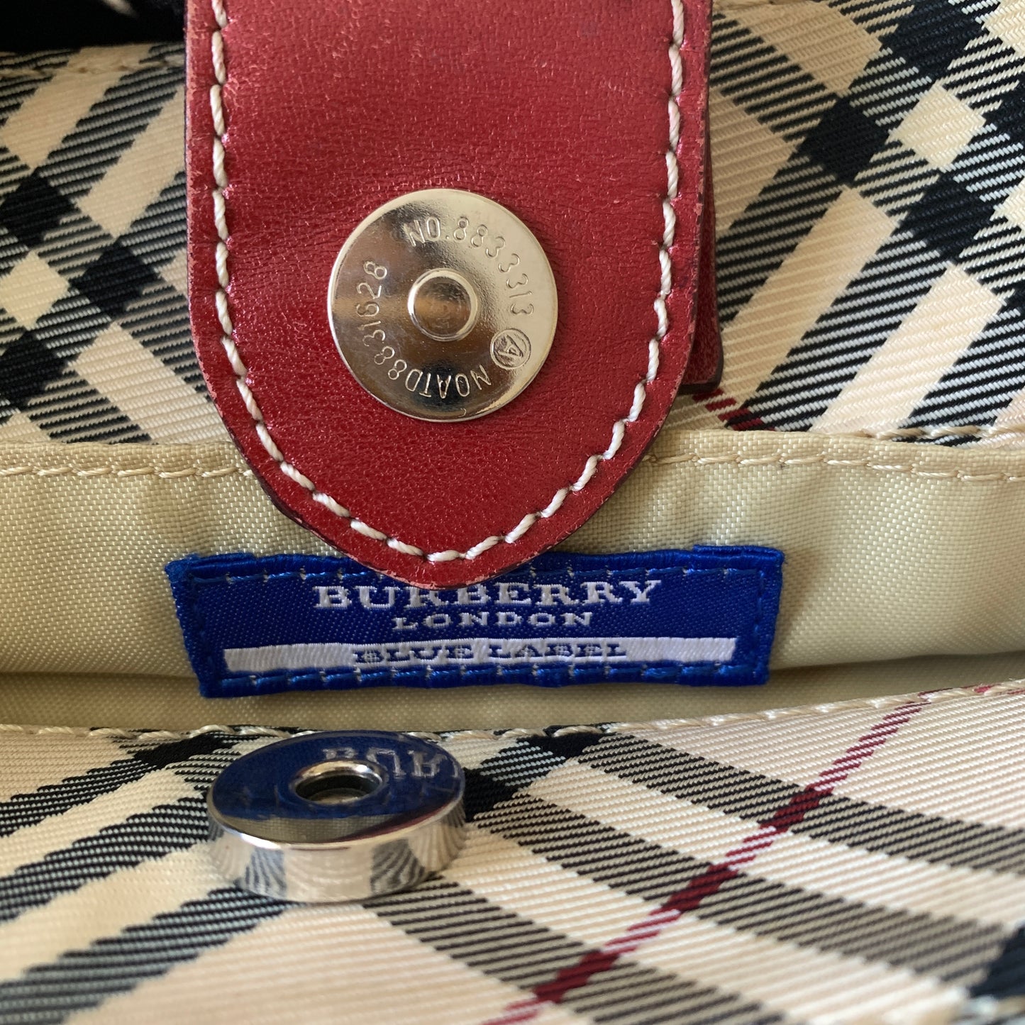 Burberry classic check tote bag Automatic with COA