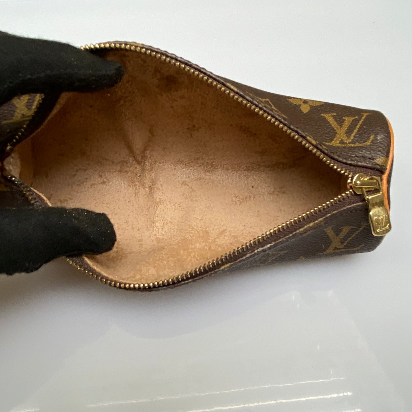 Louis Vuitton monogram mini pouch TH0977 Authentic with COA 7.8x2.7