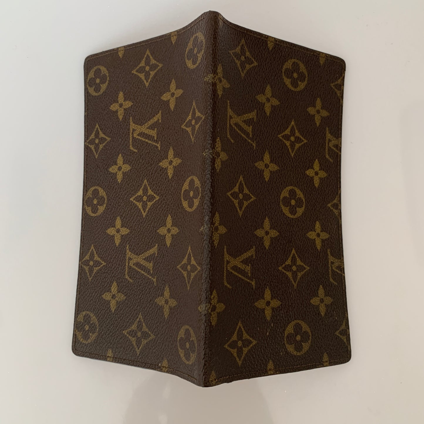 Louis Vuitton monogram cardholder wallet unisex 8901et authentic with COA
