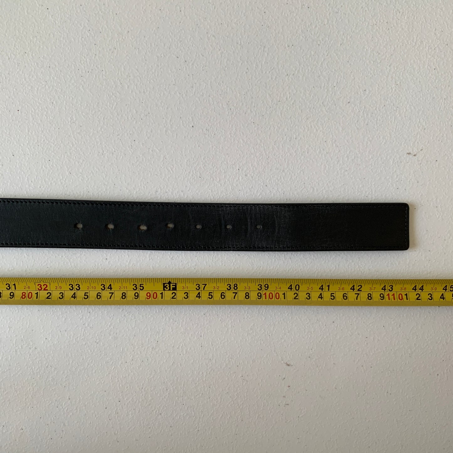 Gucci black leather belt 100 cm 40 inch unisex authentic with COA