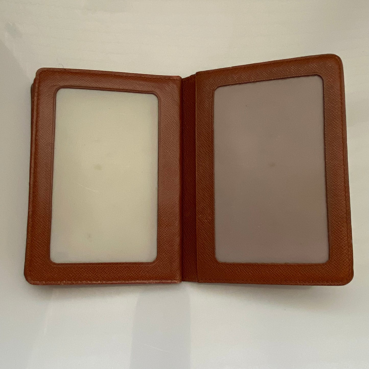 Louis Vuitton monogram photo passport holder Authentic with COA 5.5x4.2