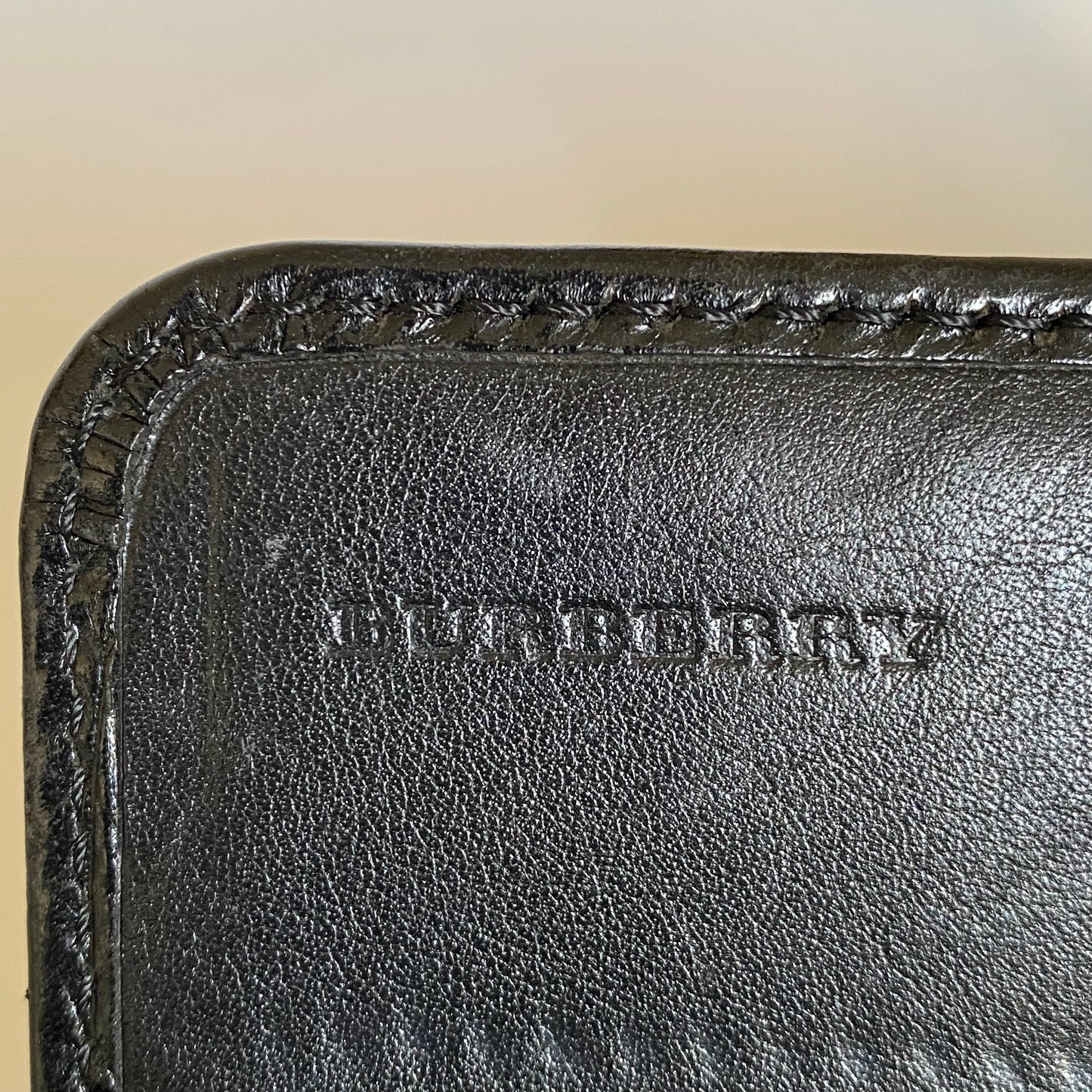Burberry nova check long wallet Authentic with COA