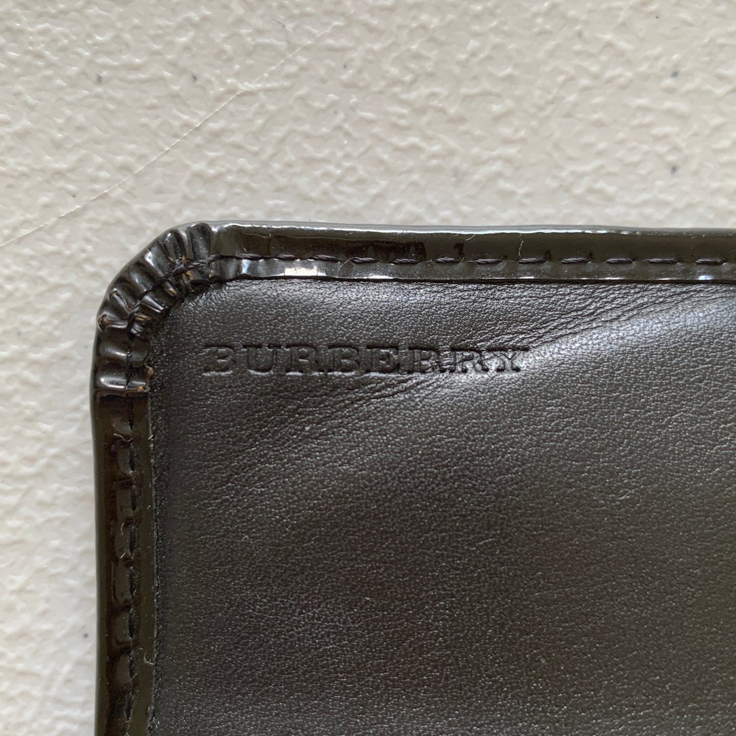 Burberry nova check long wallet Authentic with COA
