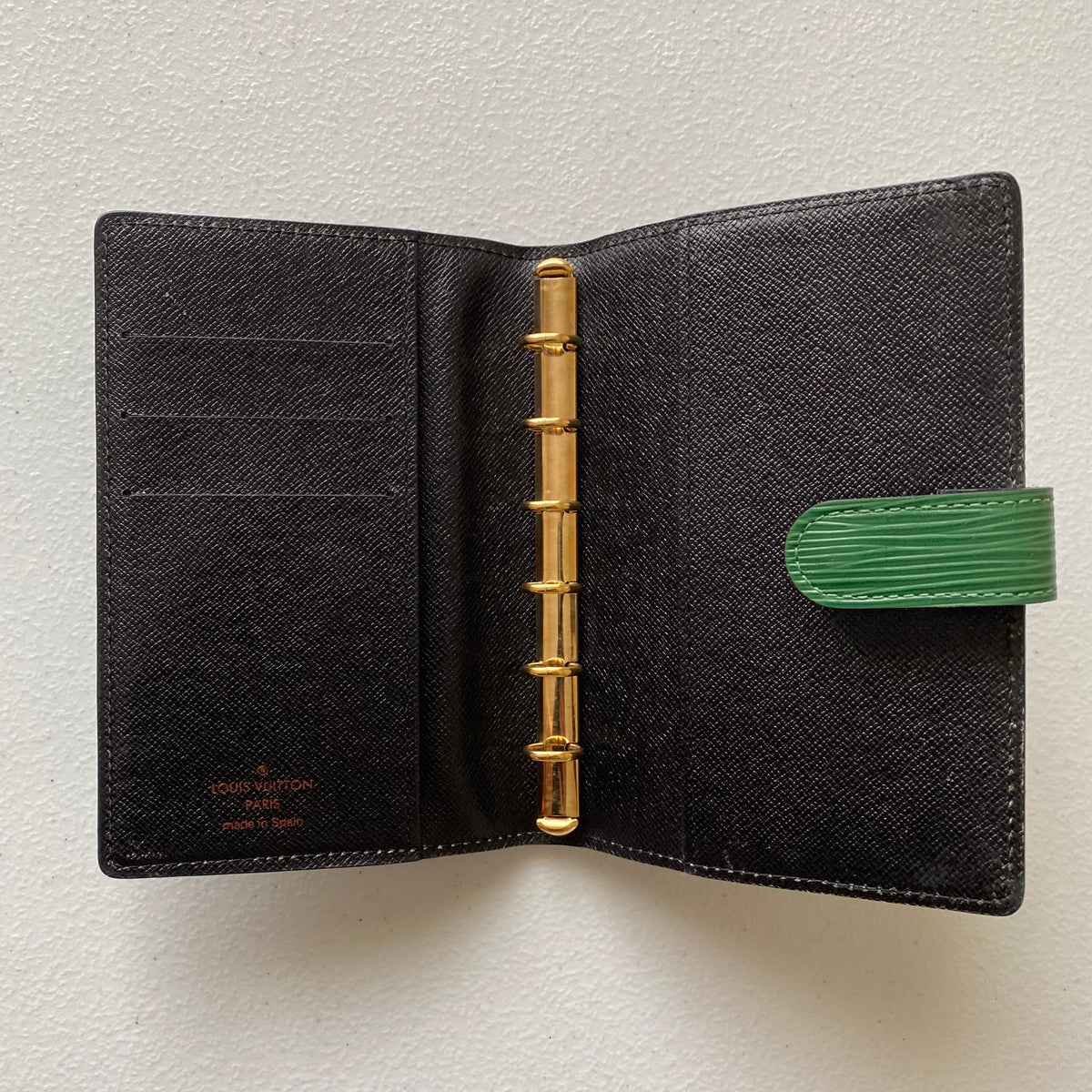 Louis Vuitton green Epi leather agenda planner CA0917 Authentic with COA 5.1x4.1x0.7