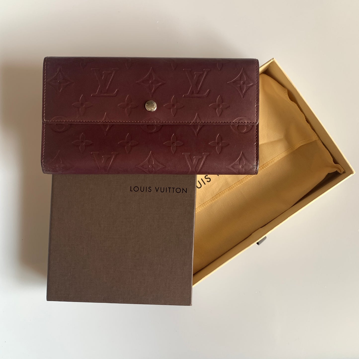 Louis Vuitton monogram Sarah matt burgundy long wallet TH0052 Authentic with COA box dusty