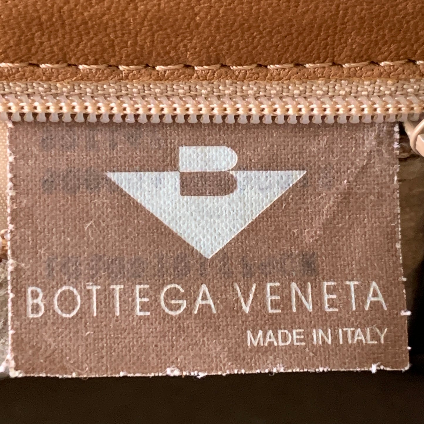 Bottega veneta brown intrecciato leather shoulder bag authentic with COA