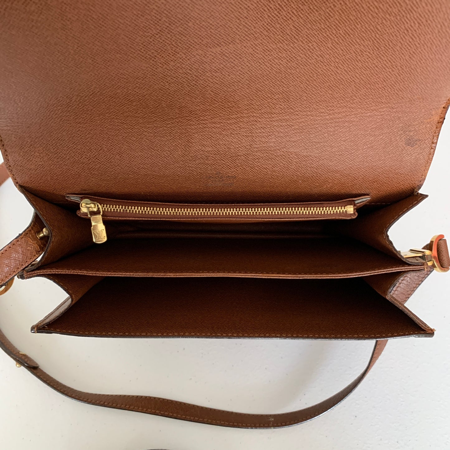 Louis Vuitton monogram shoulder bag VI1929 authentic with COA