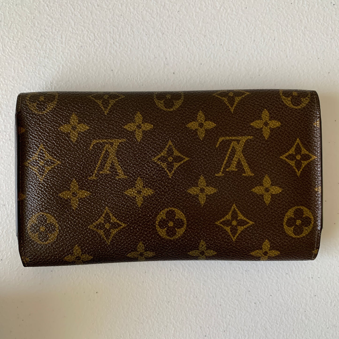 Louis Vuitton sarah long wallet MI1920 authentic with COA 4.5x 7.25
