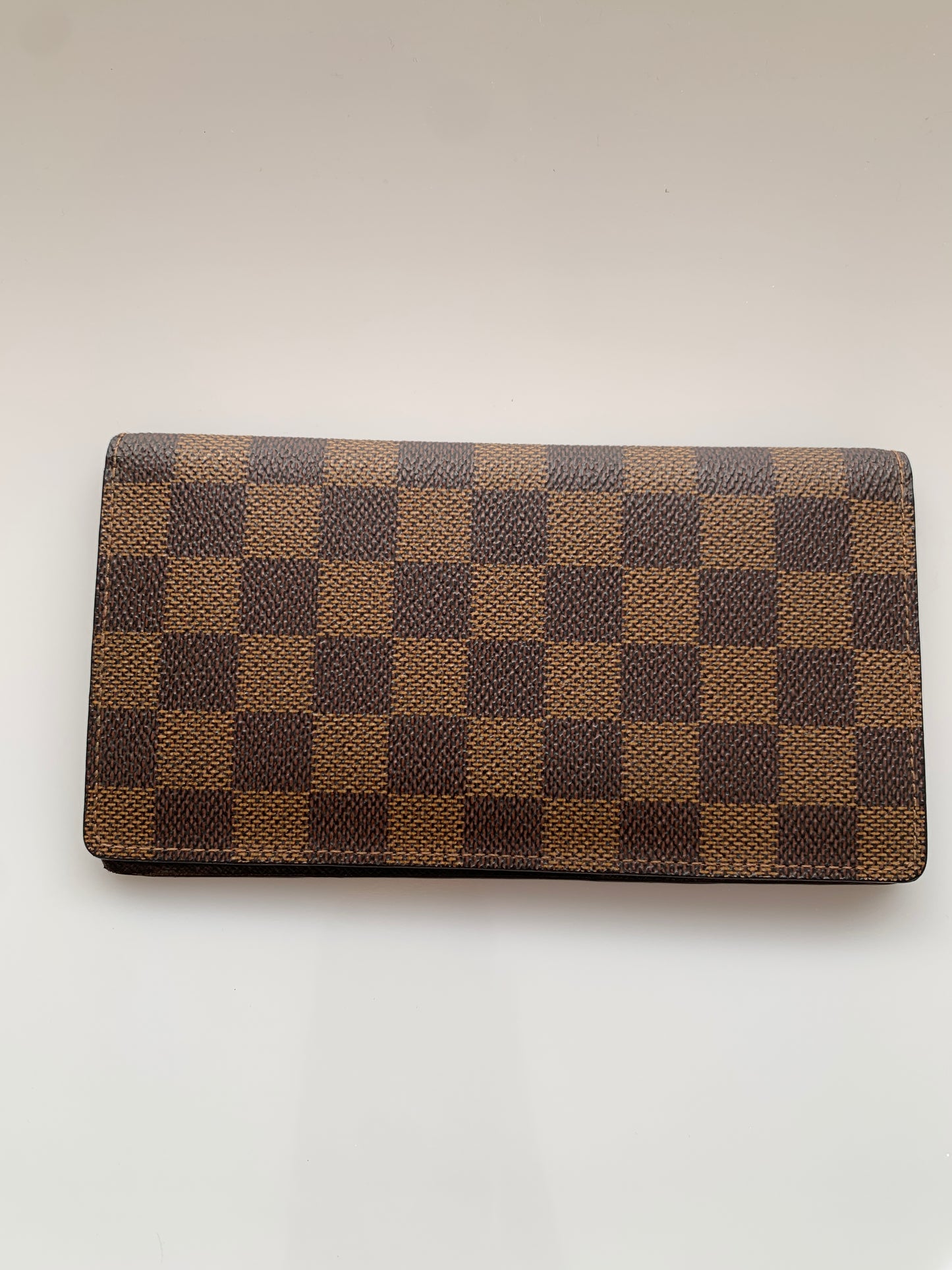 Louis Vuitton damier long card holder wallet unisex authentic with COA CT4180