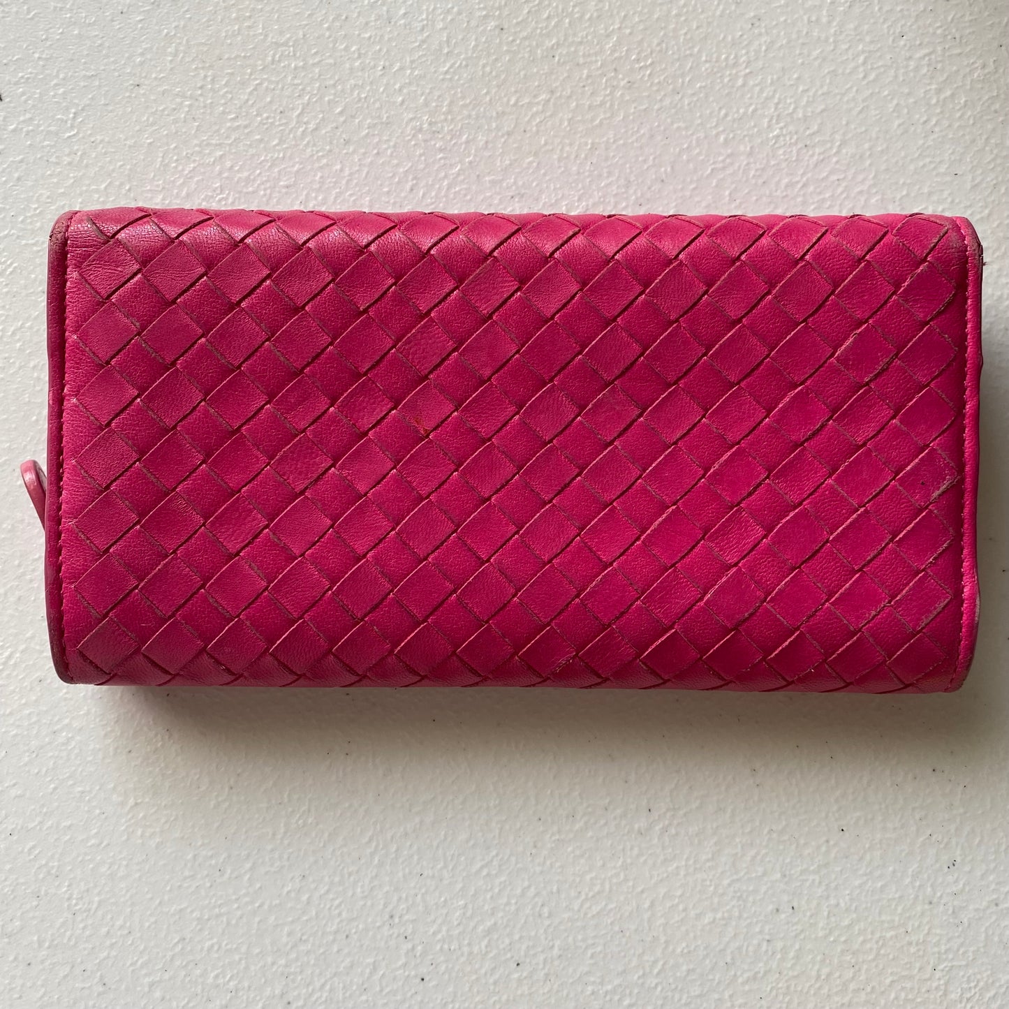 Bottega Veneta pink intrecciata long wallet Authentic with coa 7.5x4.1