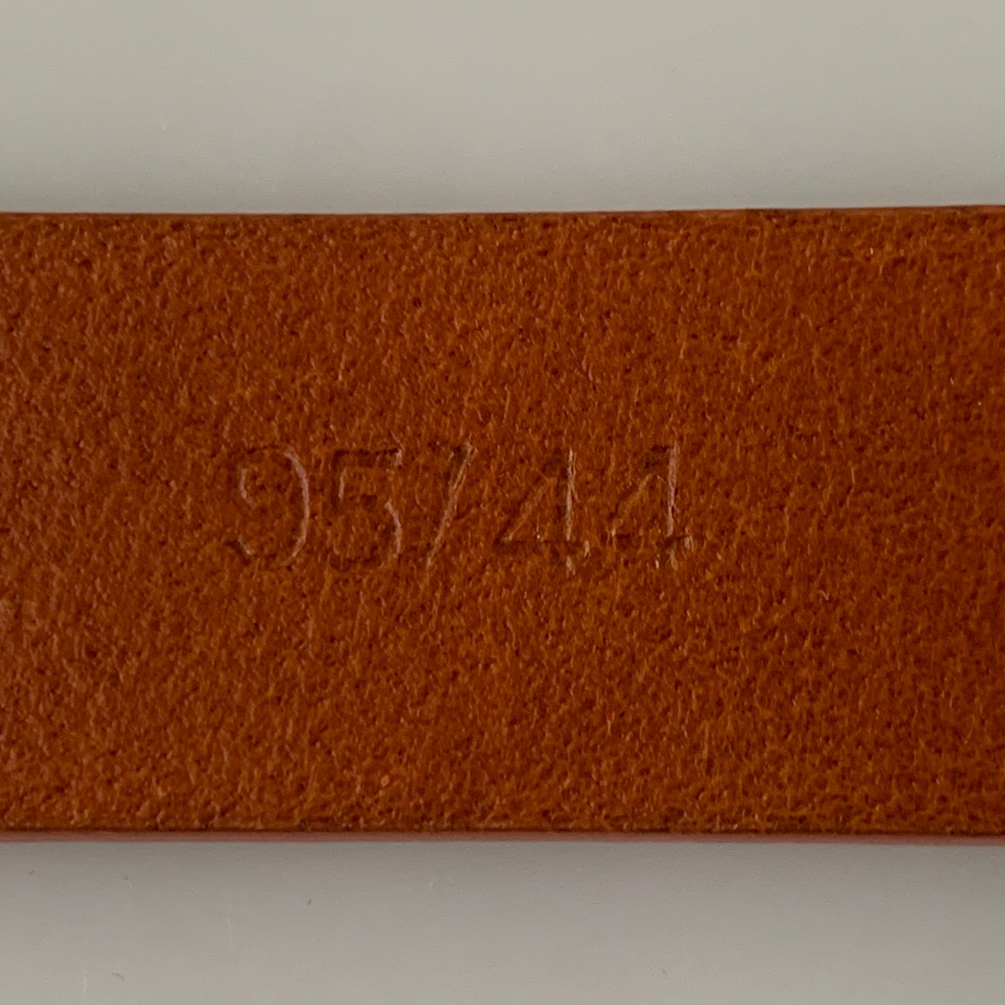 Dolce Gabbana DG logo leather Belt authentic with COA size 95 cm 44 inch
