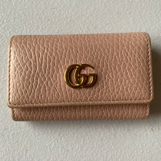 Gucci pink leather 6 ring key holder case Authentic with COA 3.7x2.5