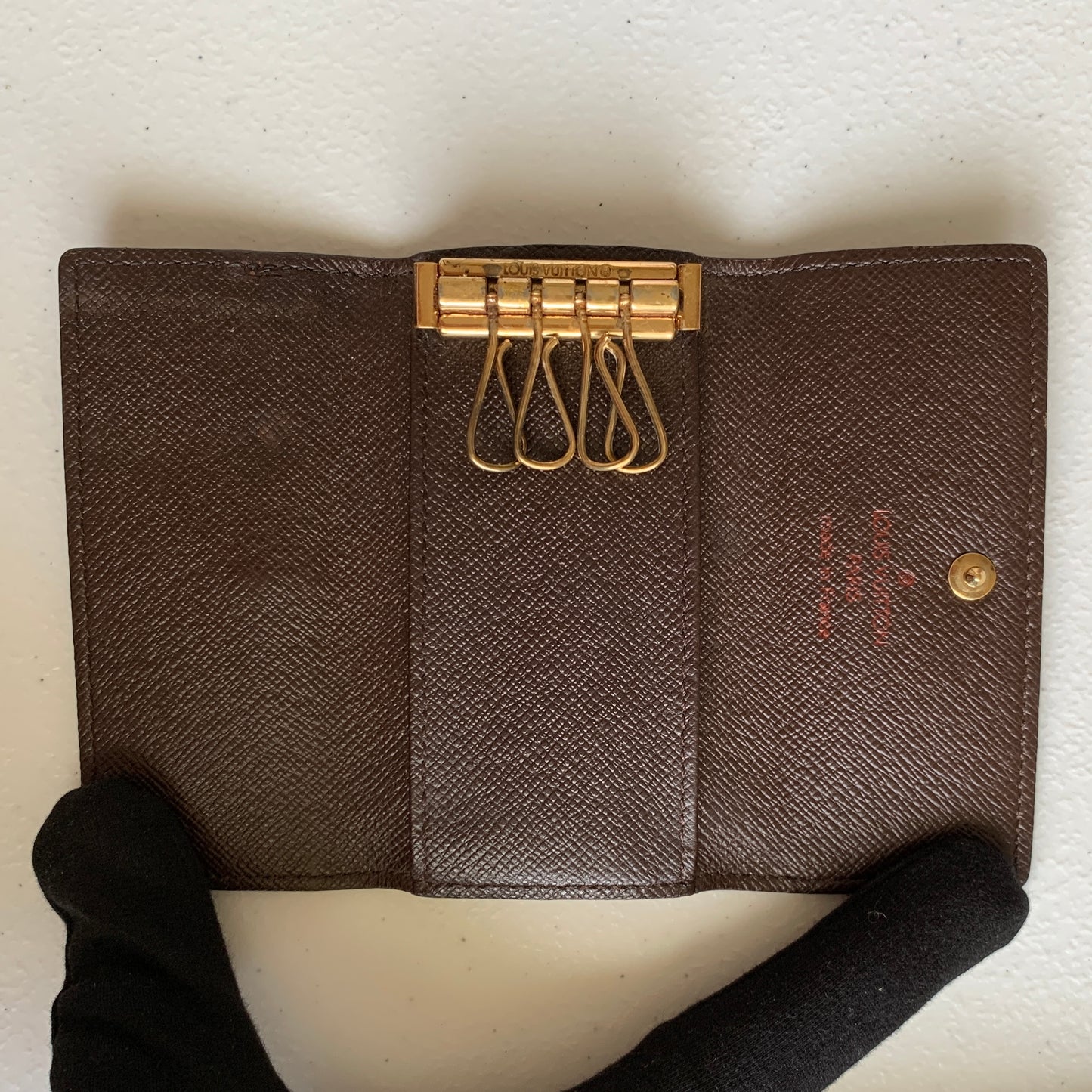 Louis Vuitton damier 4 ring key holder TH1012 authentic with COA