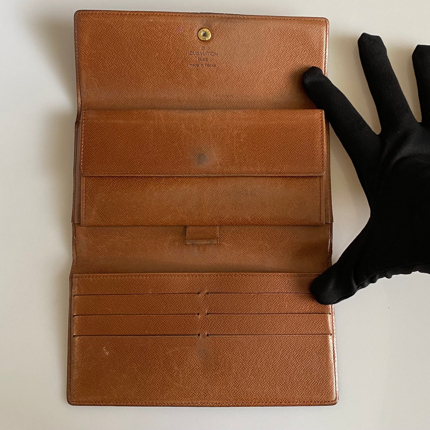 Louis Vuitton monogram long wallet MI1922 authentic with coa