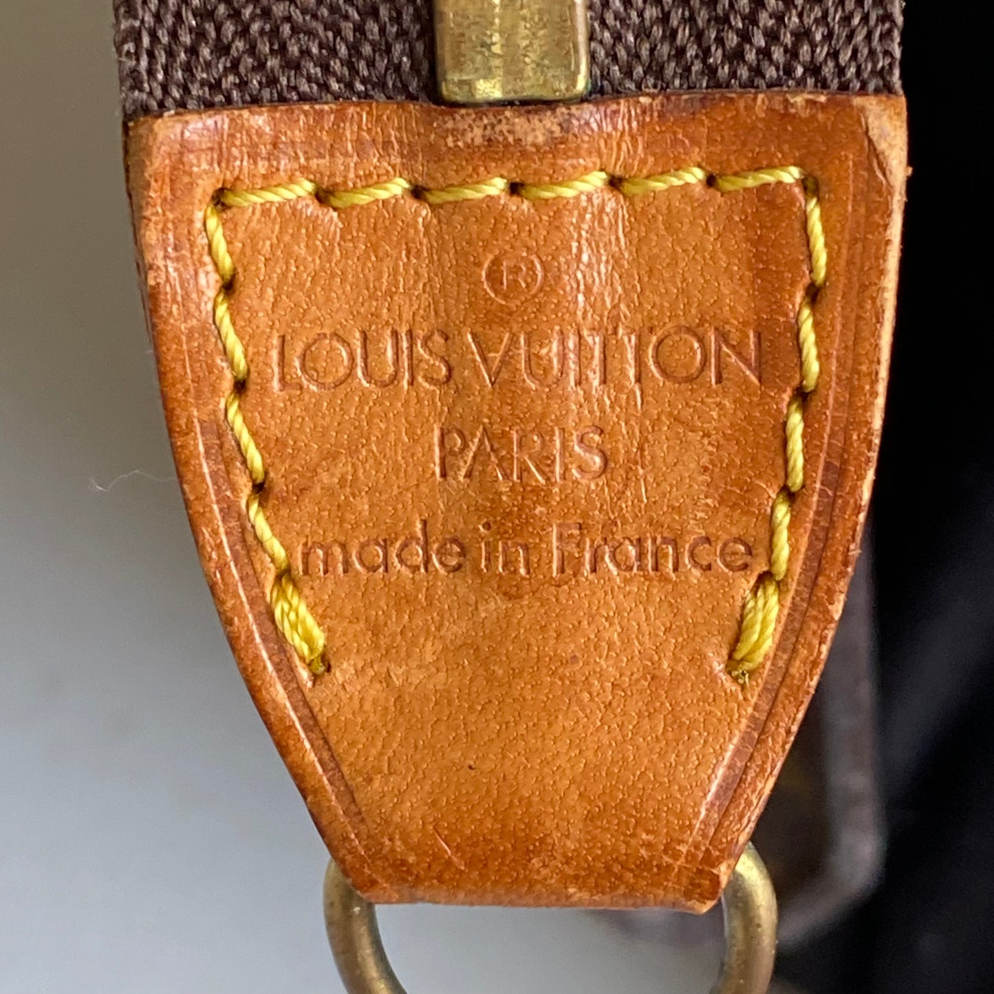Louis Vuitton monogram accessory pouch AR0965 authentic with coa