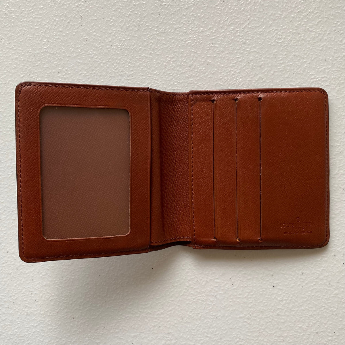 Louis Vuitton monogram men’s bifold wallet 881AN Authentic with COA 3.9x3.7