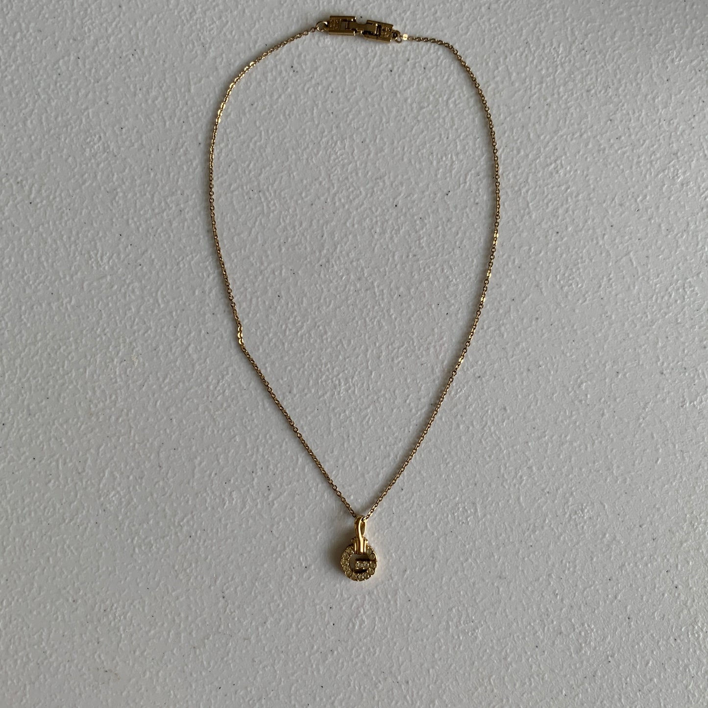 Givenchy G logo pendant gold plated Necklace authentic with COA
