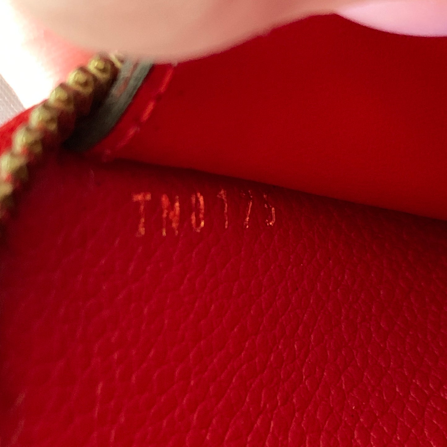 Louis Vuitton Empreinte zippy Long red leather wallet TN0175 authentic with COA