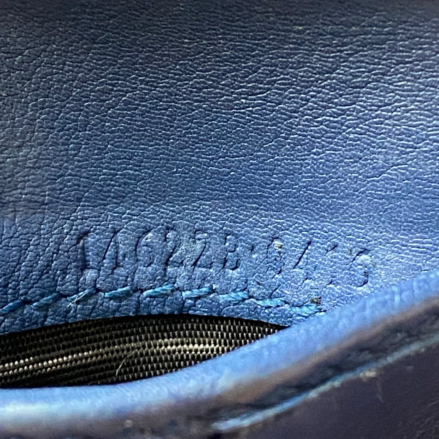 Gucci micro GG blue leather men bifold wallet authentic with coa