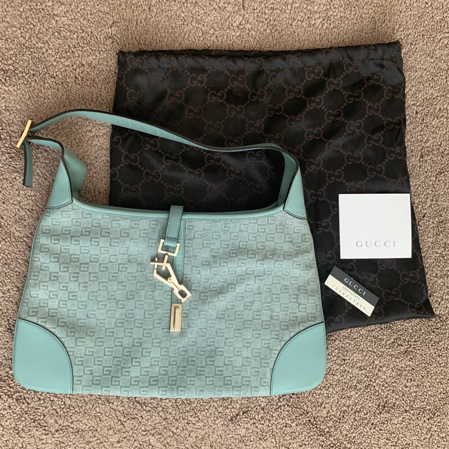 Authentic Gucci women’s vintage Jackie light blue handbag