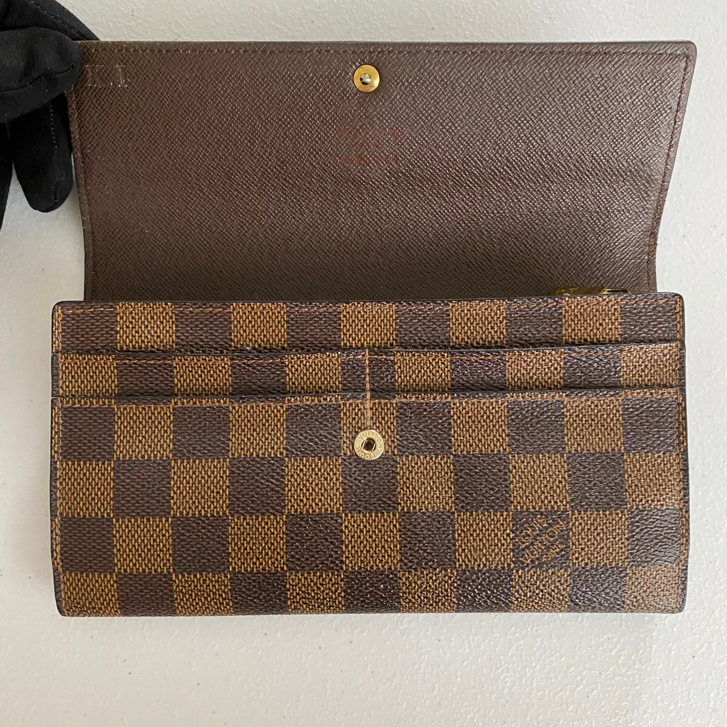 Louis Vuitton damier ebene long wallet ct1192 authentic with coa