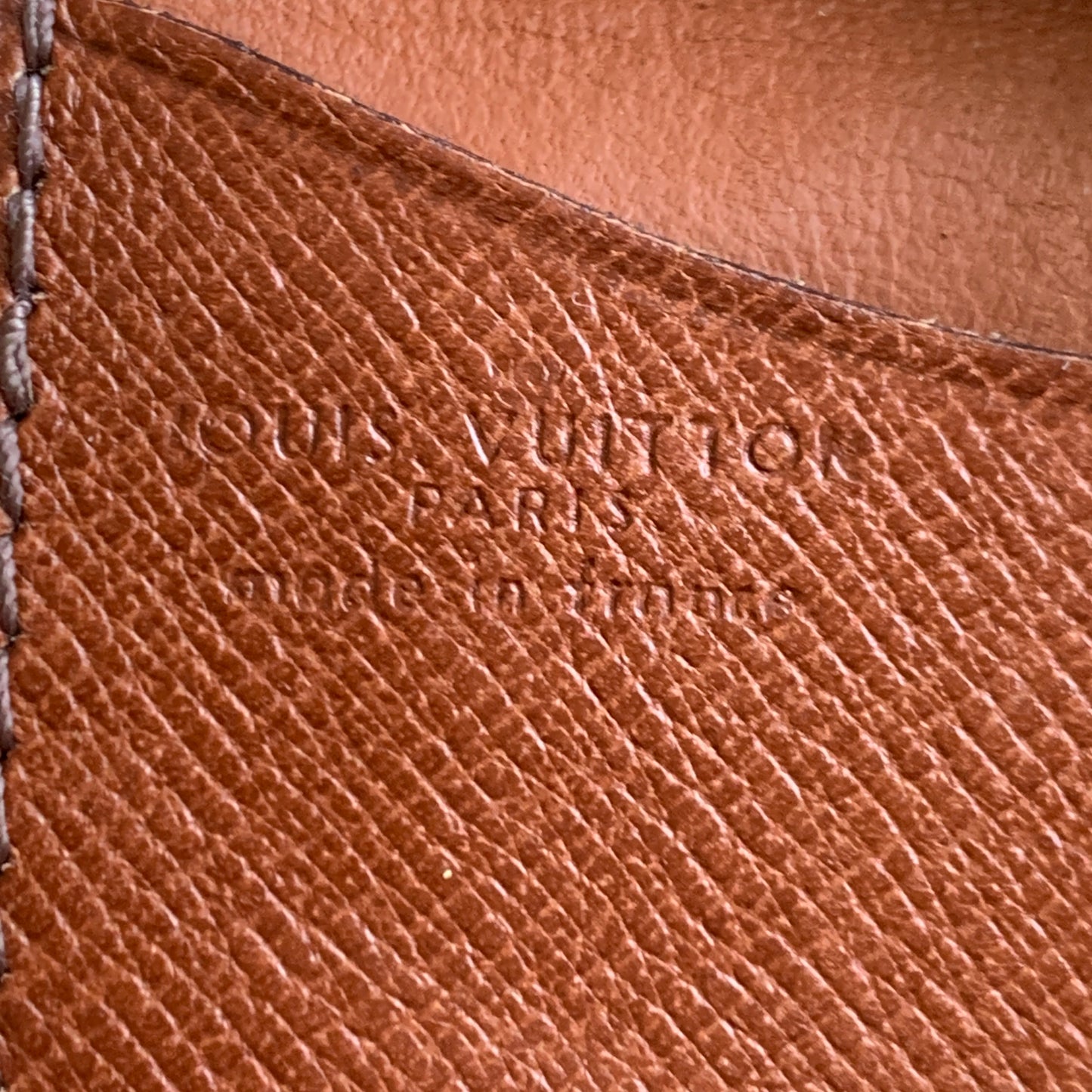 Louis Vuitton brown coin pouch 842 authentic with COA