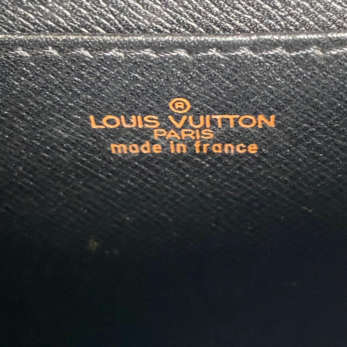 Louis Vuitton black Epi leather 8907 clutch bag Authentic with COA 11x8.1