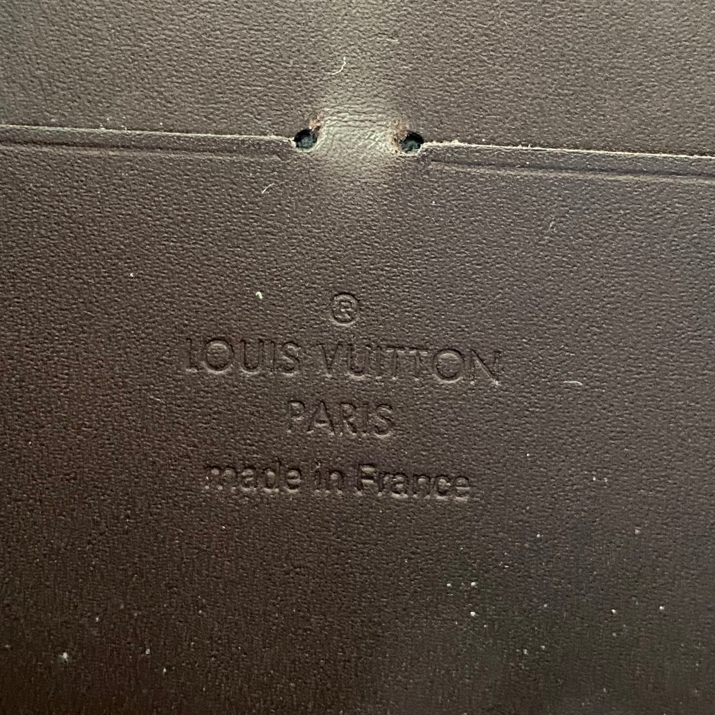 Louis Vuitton vernis zippy wallet MI4162 authentic with coa