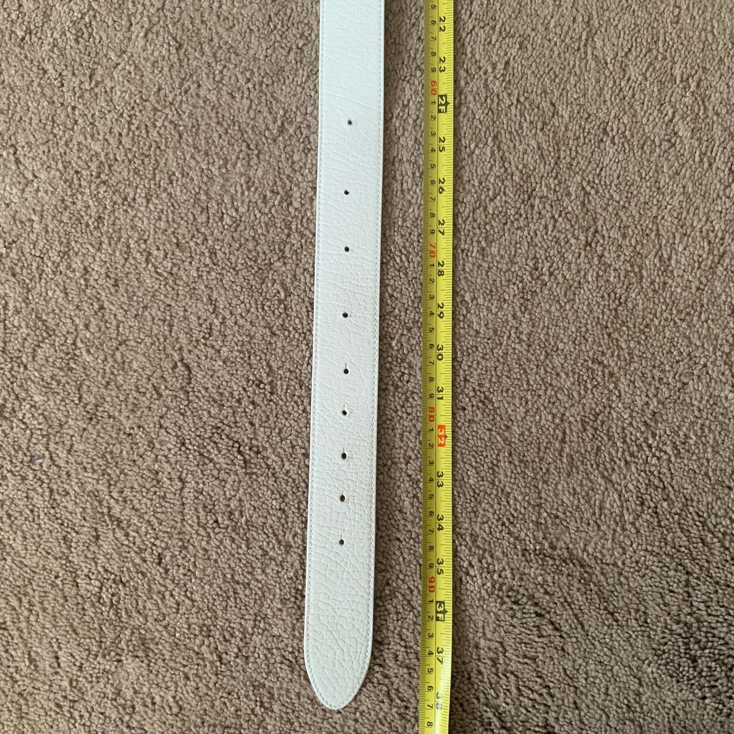 DG1014 Dolce & Gabbana size 36 inch DG logo white leather belt