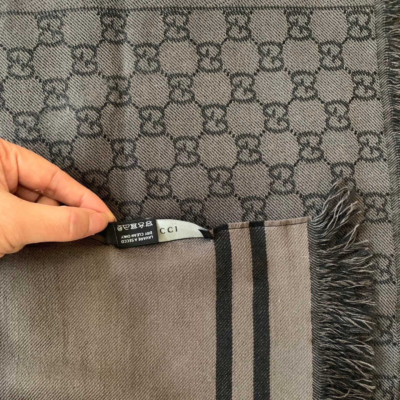 Authentic GUCCI unisex double sided monogram and plain pure wool scarf