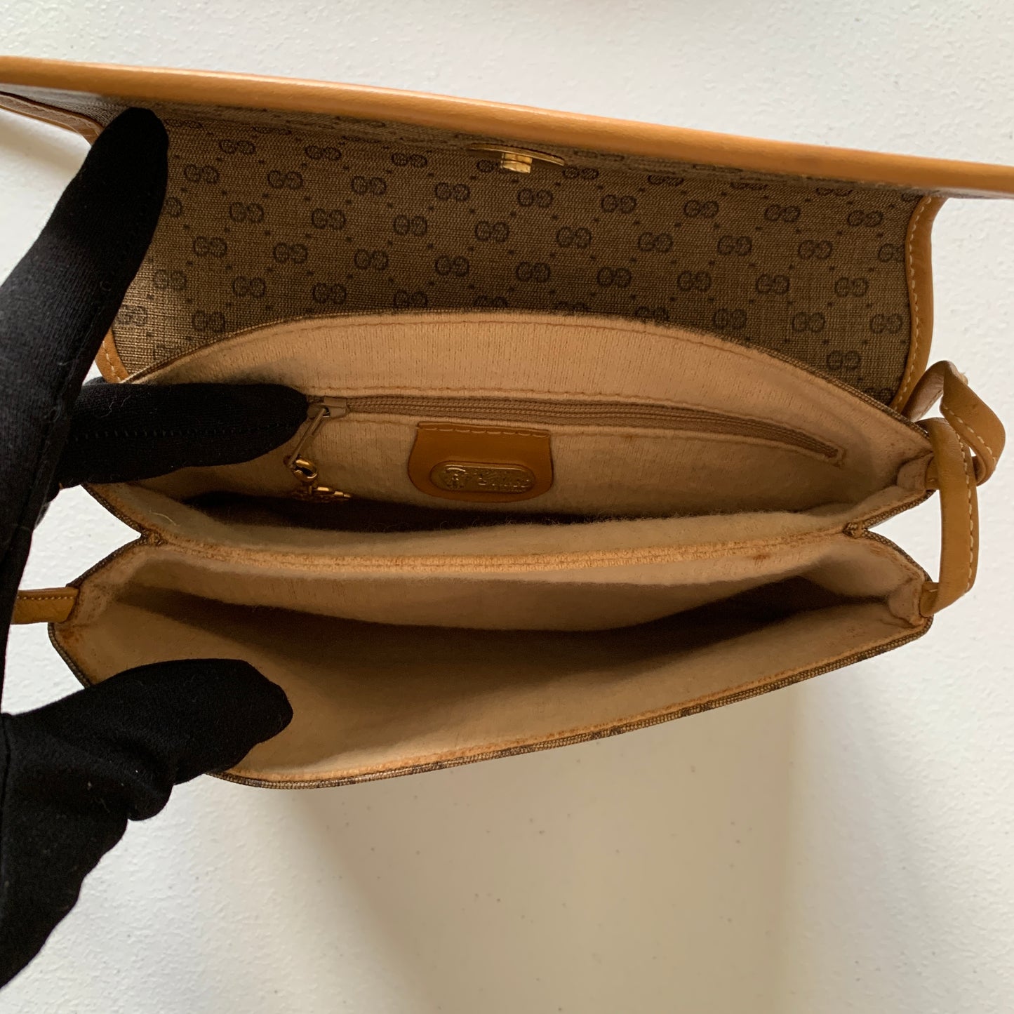 Gucci vintage micro GG crossbody bag authentic with COA