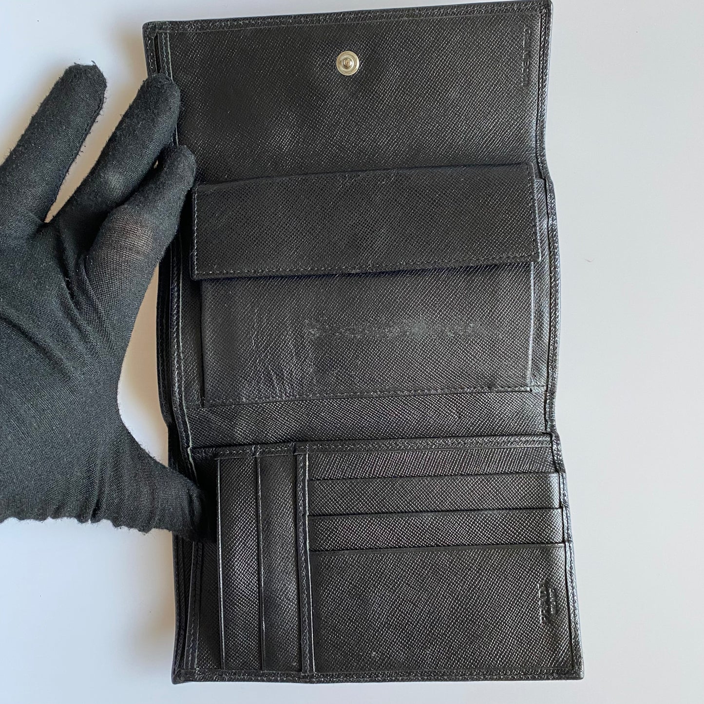 PRADA black saffiano leather wallet Authentic with COA