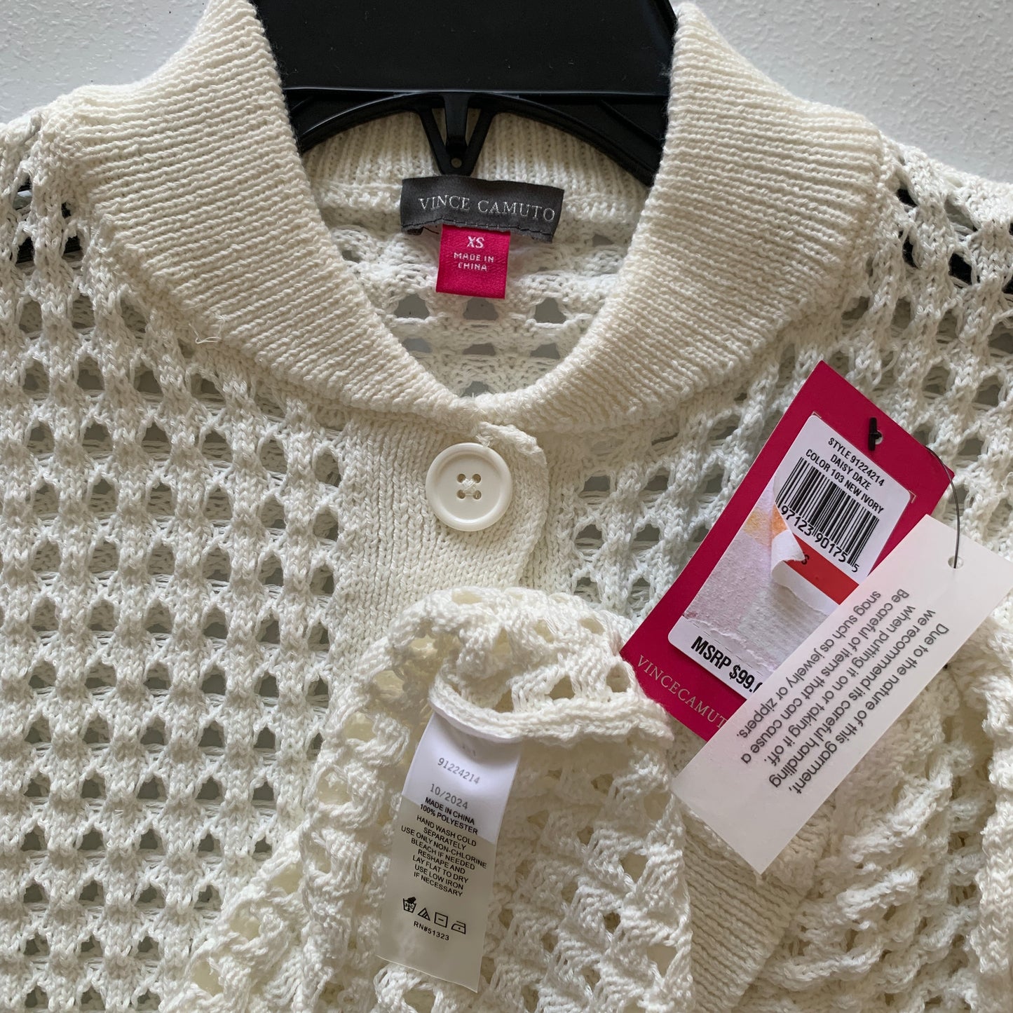 Vince Camuto Womens NWT white button cardigan sweater